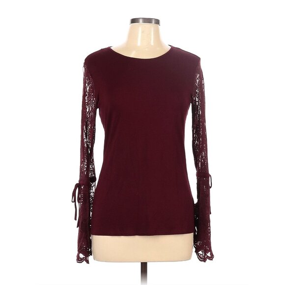 Size Small VINCE CAMUTO BURGUNDY WINE LACE BELL SLEEVE KNIT TOP Shirt Blouse - Picture 2 of 8
